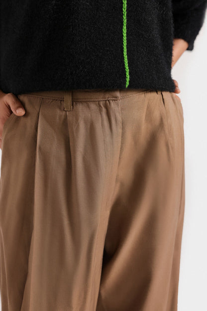 Wide Leg Pleated Trousers