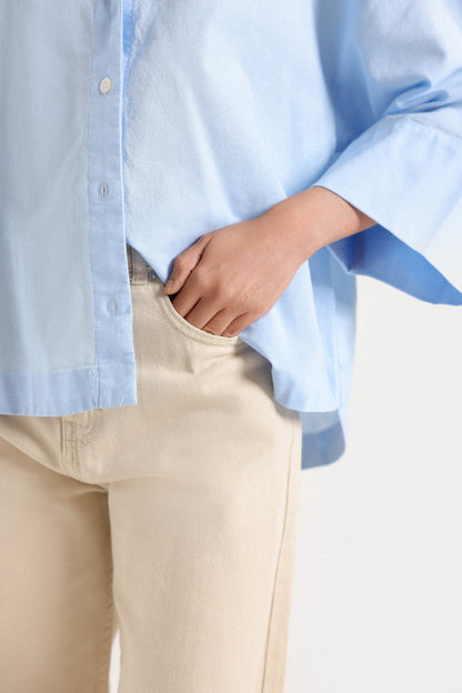 Cropped Wide Hem Shirt