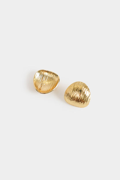 Hammered Studs