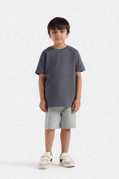 Basic T-Shirt